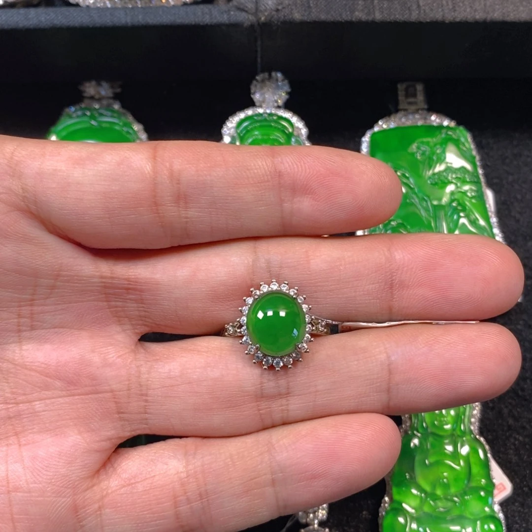 颈饰银S925镶嵌翡翠蛋面戒指