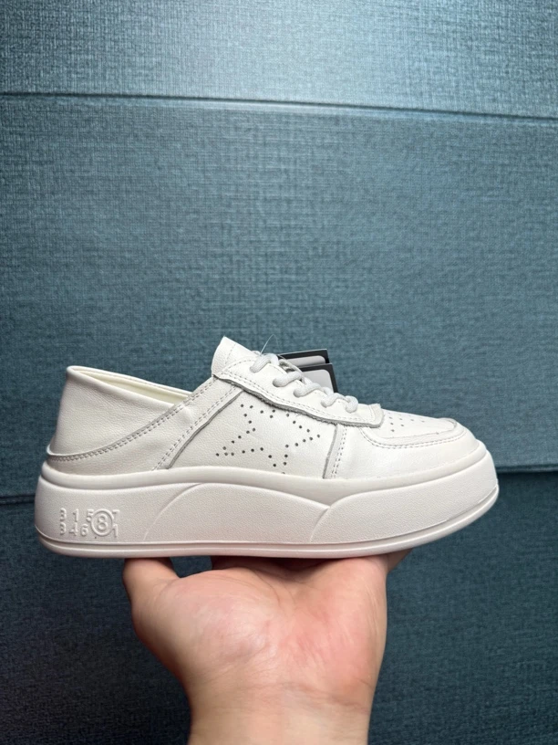 8083「品牌高端」新款百搭韩版时尚休闲头层牛皮小白鞋