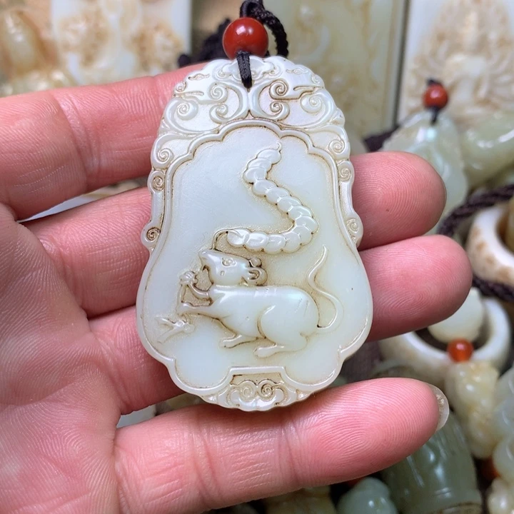 和田玉挂件未镶嵌老*木