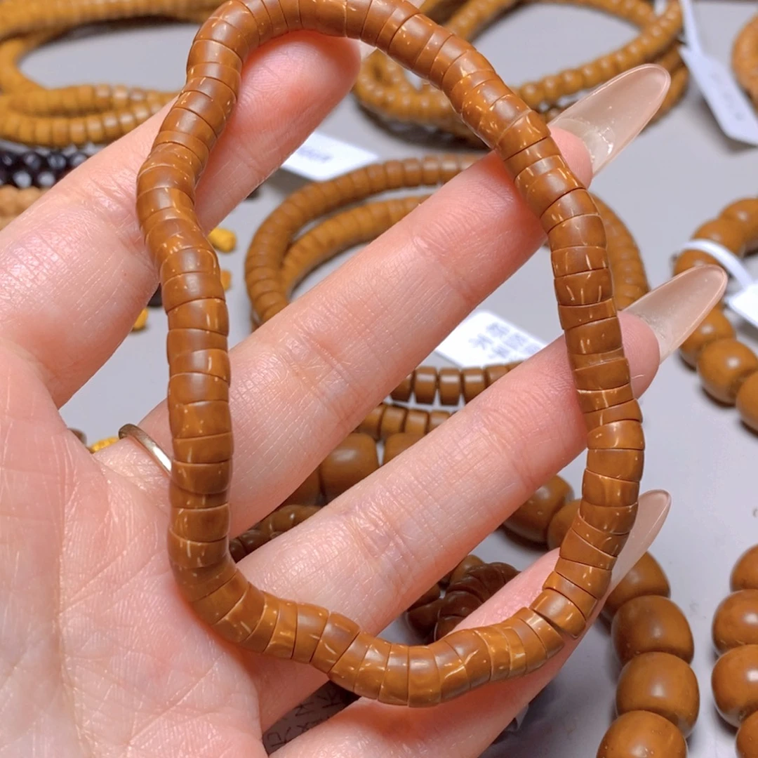 秦***紫金鼠手串39.鼠尖料大肠手持6.9