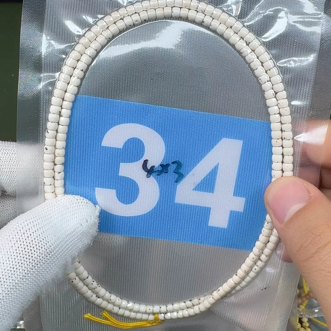 吊坠星月菩提43脖挂大留白。  34