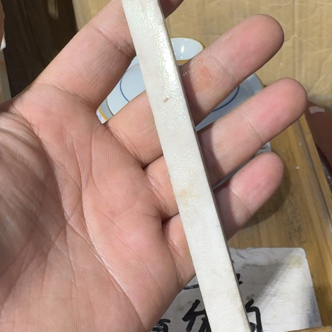 瑕疵品介意勿拍陶瓷器皿A433土**?