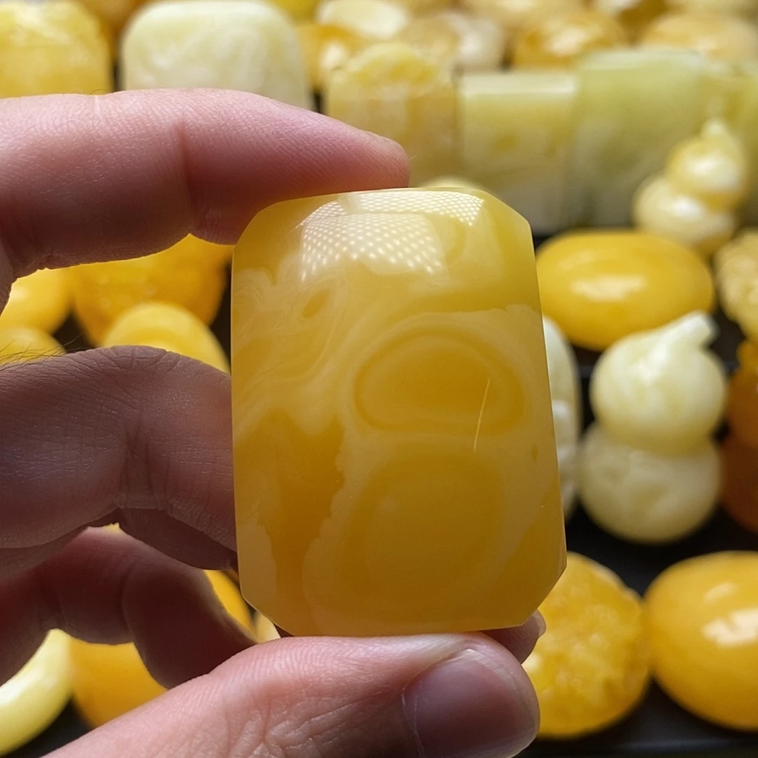 琥珀颈饰未镶嵌琥珀蜜蜡吊坠