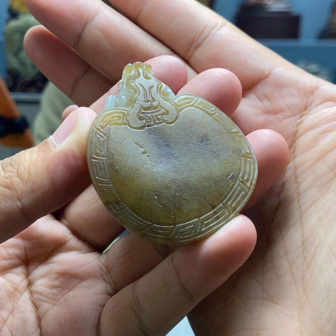 和田玉未镶嵌挂件