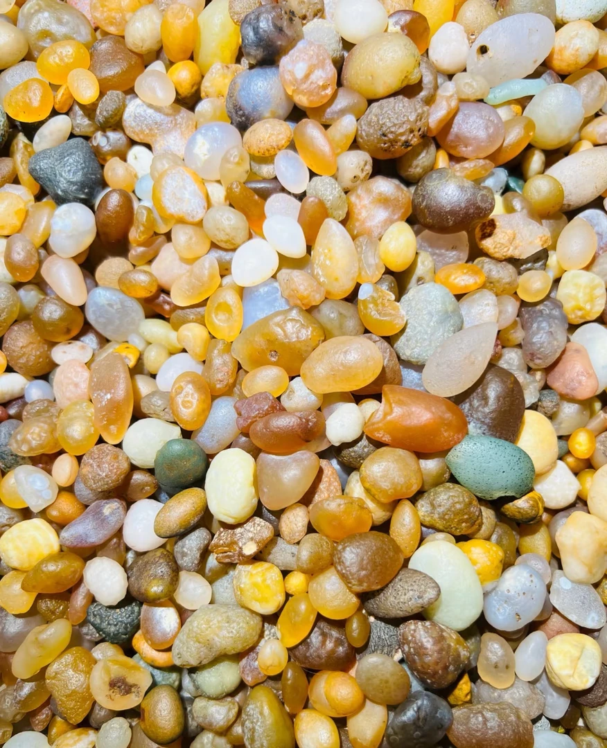 新疆戈壁三彩盆景石挂件【一物一拍，所见所得】