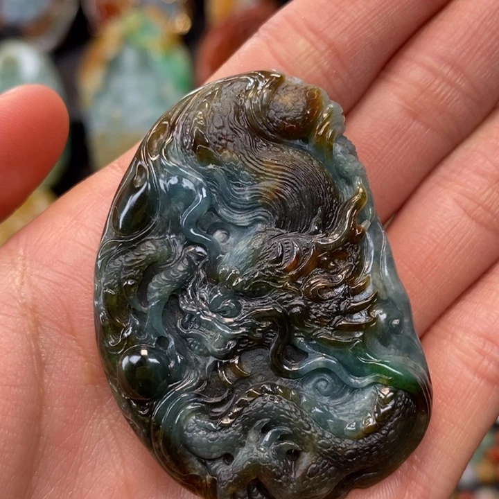 翡翠未镶嵌颈饰缅甸天然翡翠A货