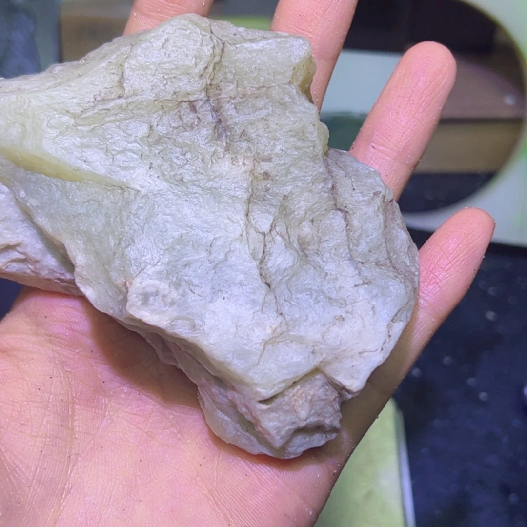 和田玉未镶嵌珠宝半成品