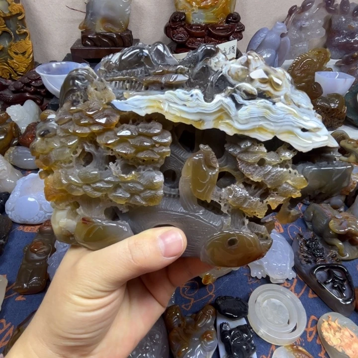 玛瑙/玉髓未镶嵌珠宝奇石