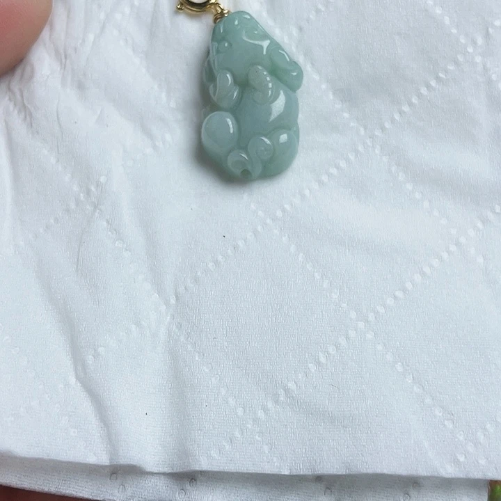 翡翠14K金镶嵌颈饰