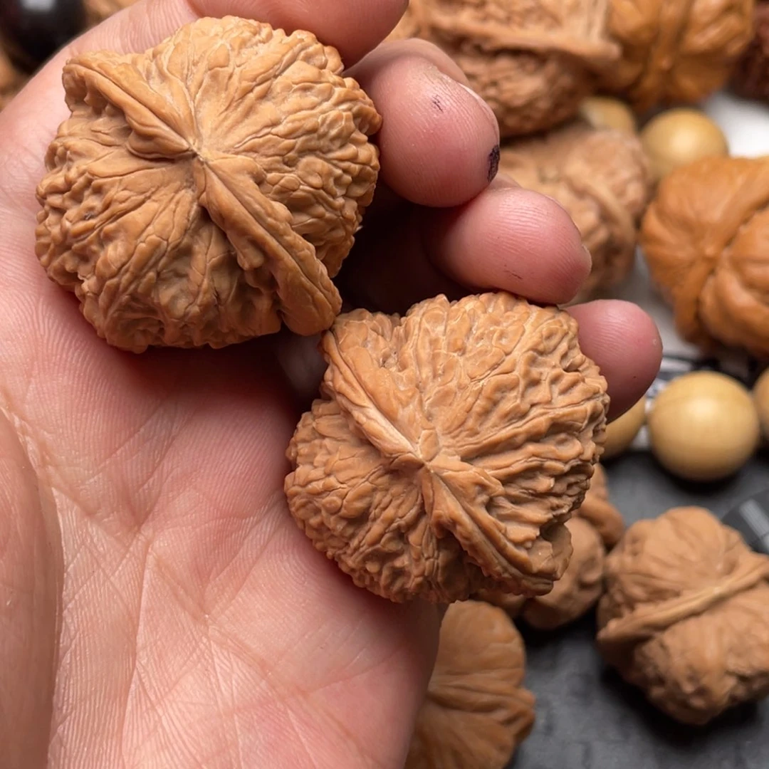 文玩核桃把件?****?白狮子