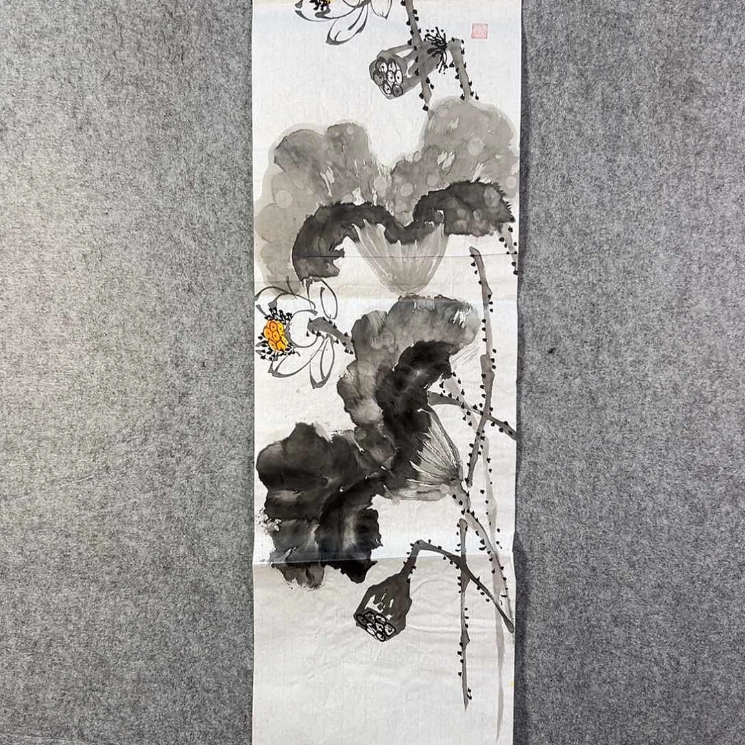 国画300 花鸟在树丛的顶端鸣叫叫声中