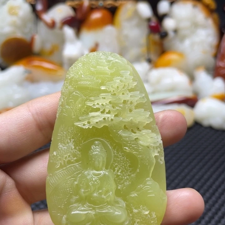 和田玉未镶嵌颈饰