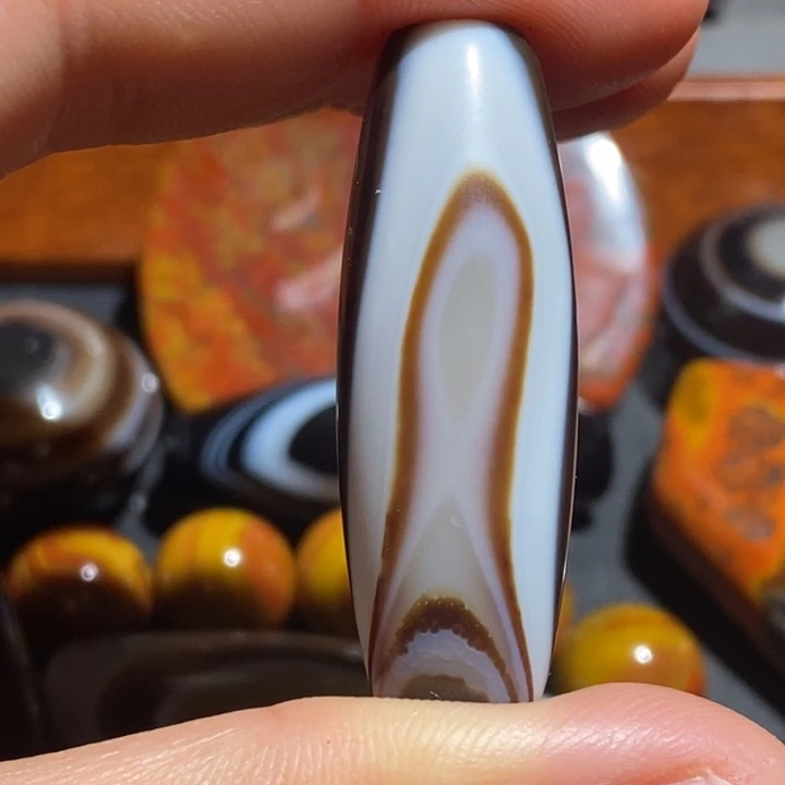 玛瑙/玉髓钛钢颈饰