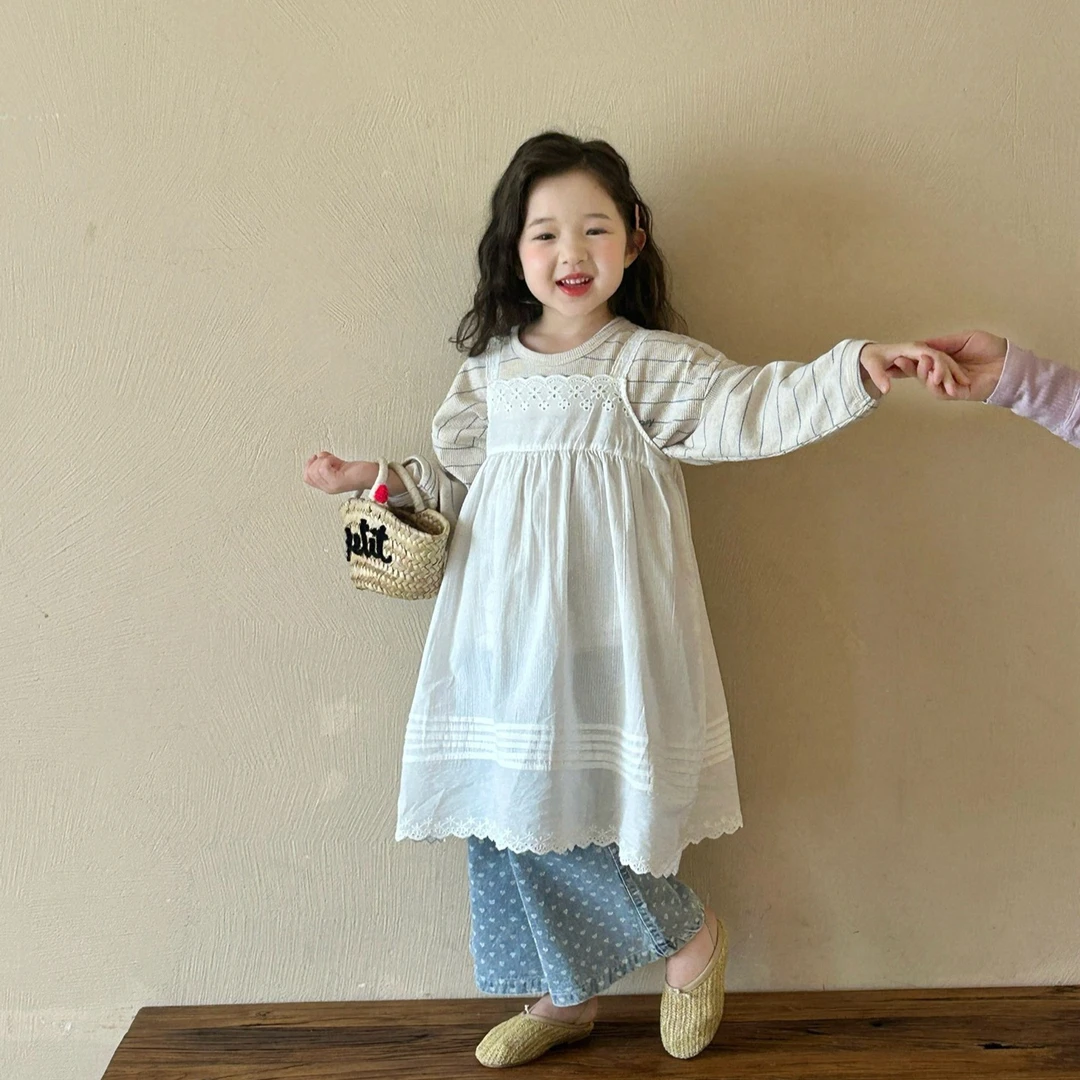 春装新款童装女童洋气蕾丝吊带裙两件套+韩版爱心牛仔裤