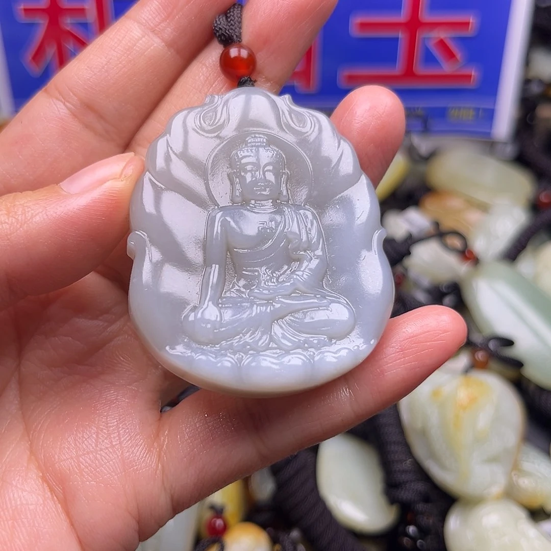 颈饰未镶嵌和田玉