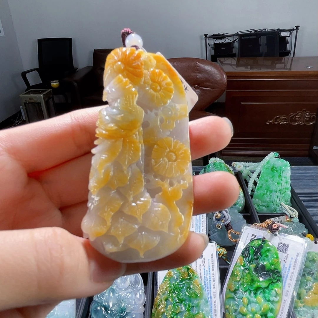 颈饰未镶嵌翡翠翡翠