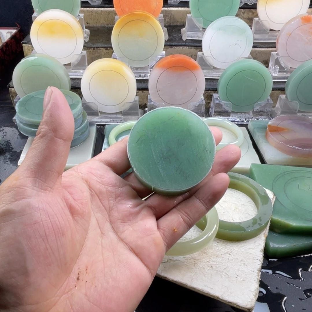 【闪购商品】定制石英质玉桃***?加工定制