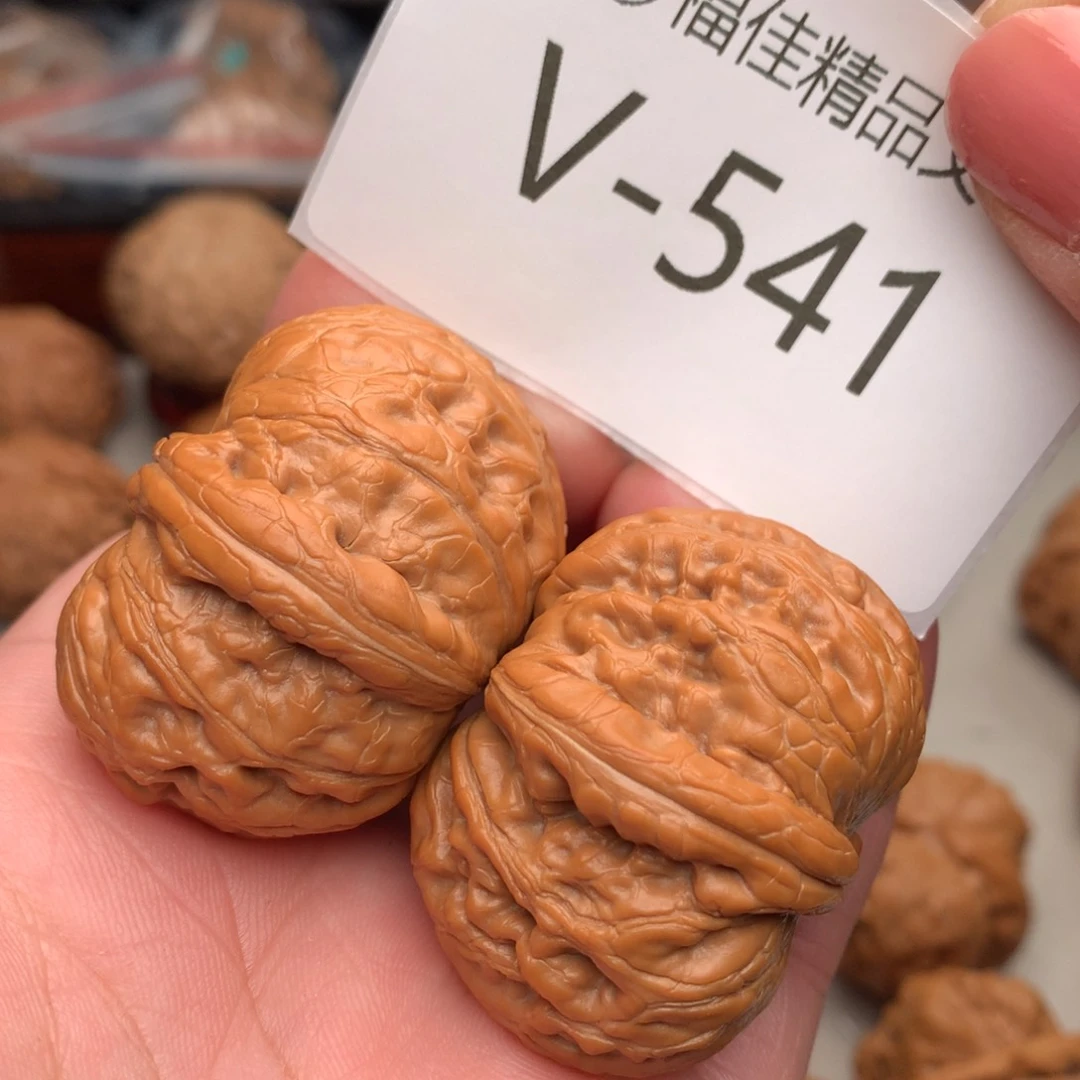 文玩核桃把件42元宝…………..