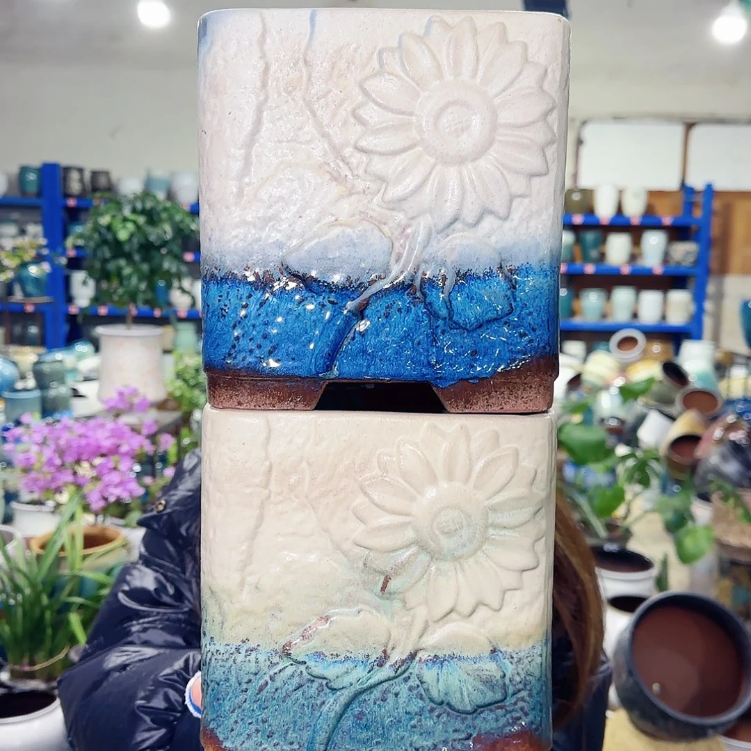 花盆紫砂高20口19。蓝绿