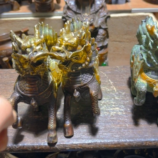 铜铜的     清货诚信经营