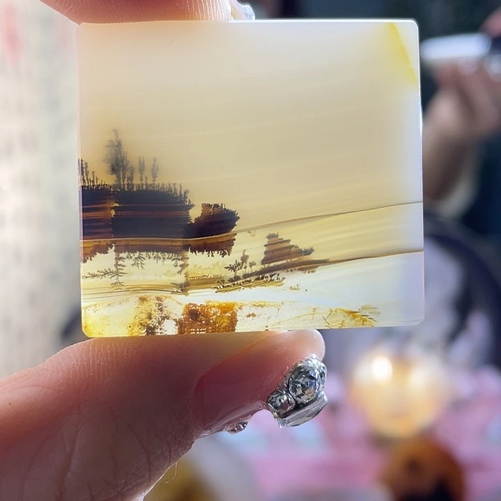 玛瑙/玉髓未镶嵌珠宝奇石