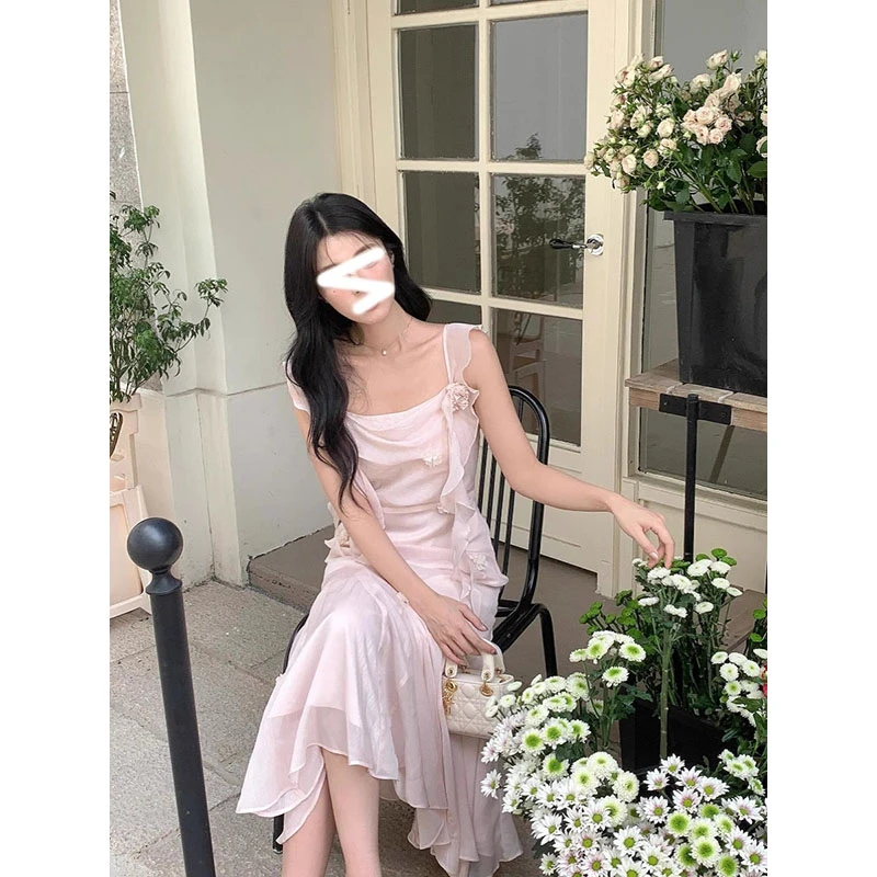 法式粉色荷叶边a字吊带连衣裙女夏季仙女裙收腰修身显瘦鱼尾长裙