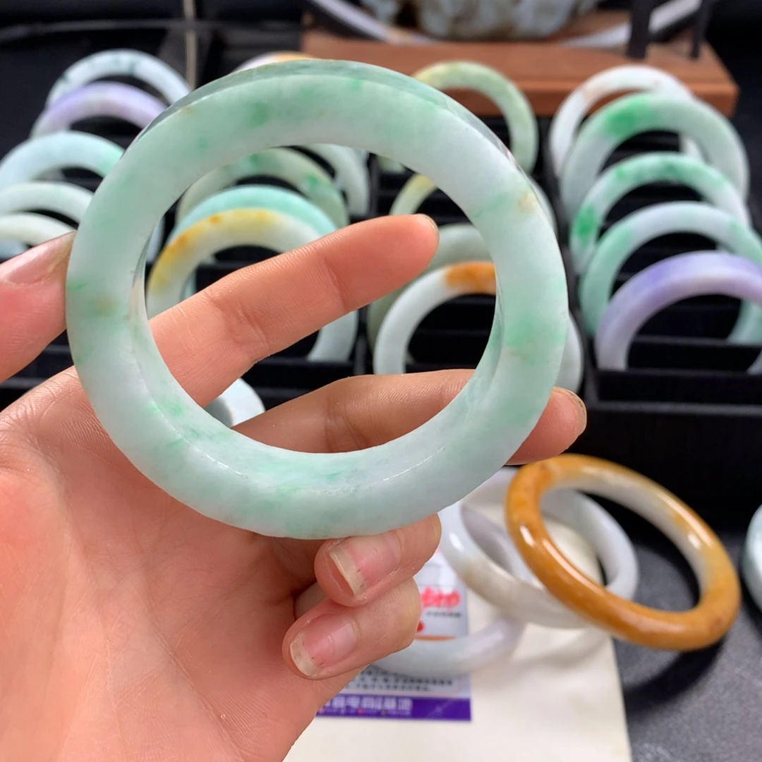 定制翡翠未镶嵌纯天然