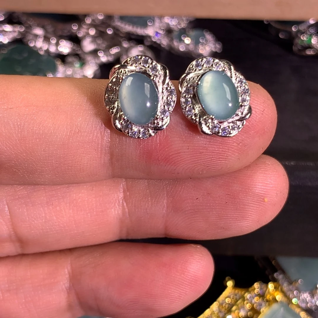 翡翠未镶嵌颈饰耳钉