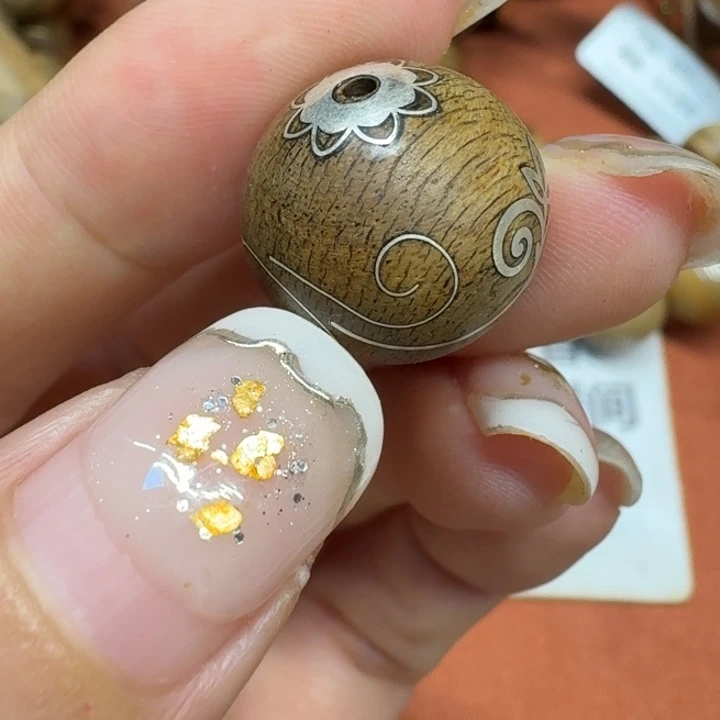 大叶紫檀（黑酸枝木类）