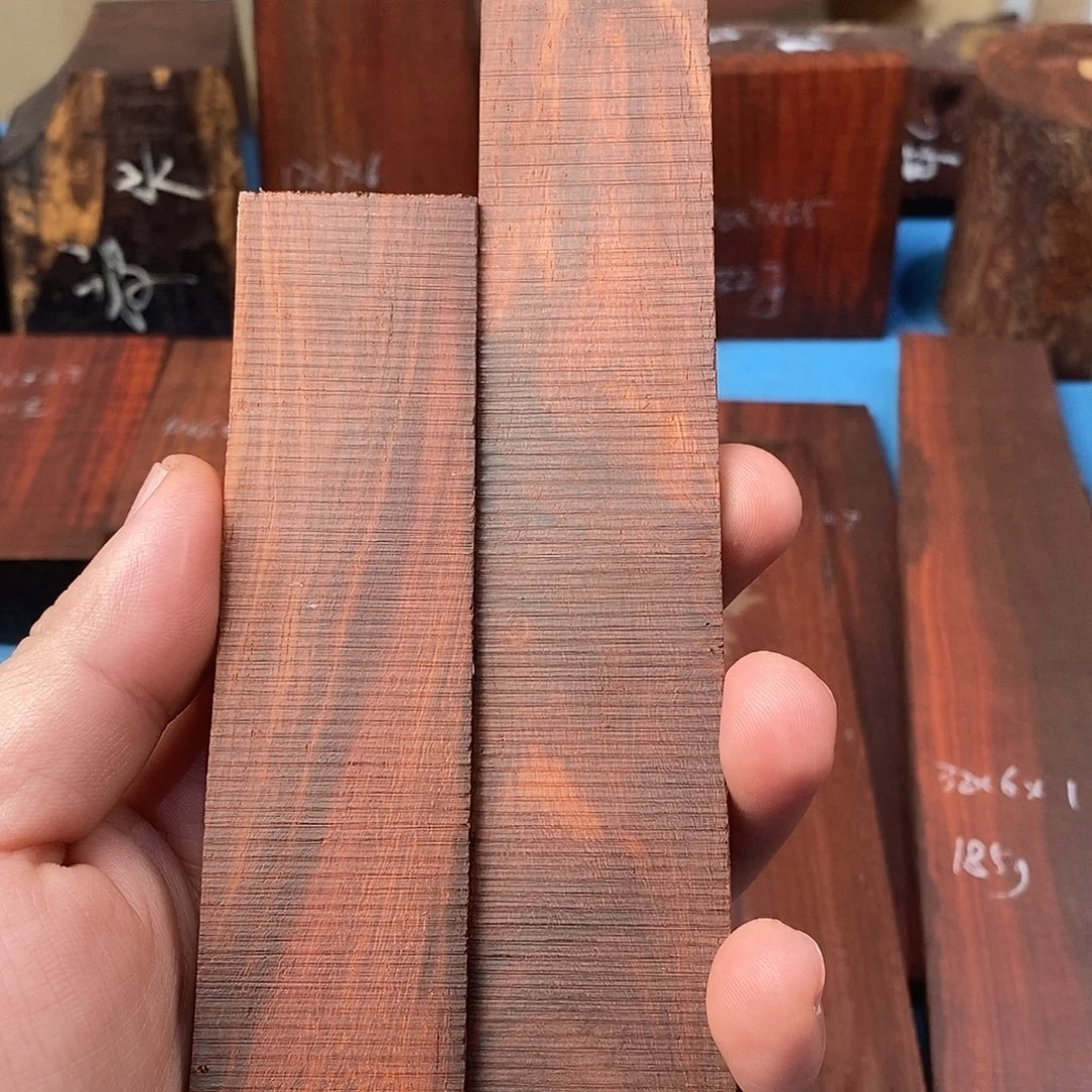 紫檀木类成套家具