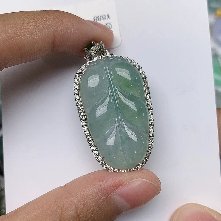 颈饰银S925镶嵌翡翠天然翡翠