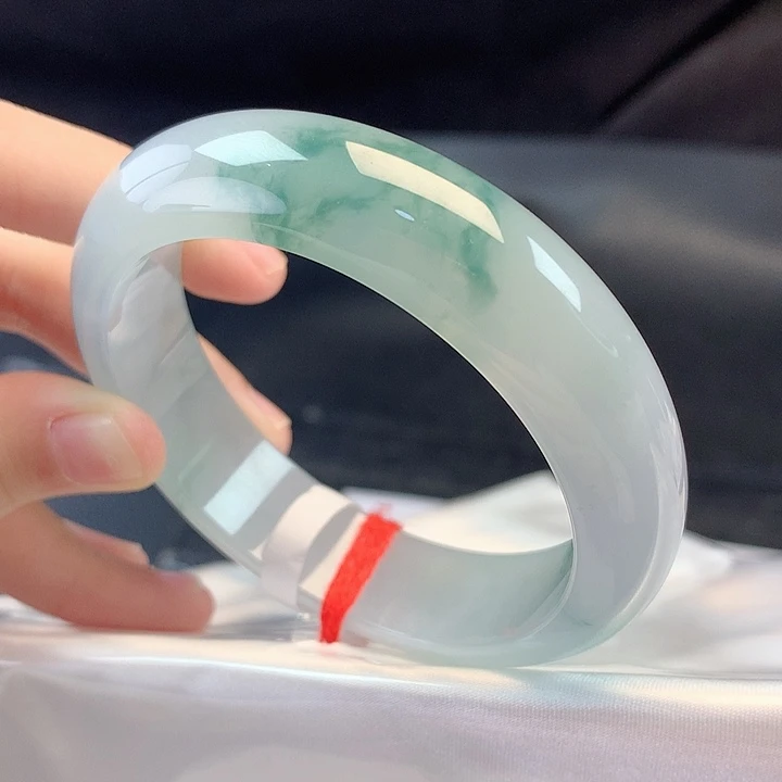 翡翠未镶嵌手镯56轮胎