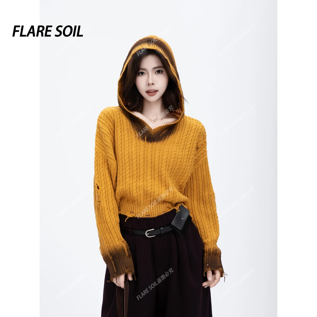 【FLARESOIL】(现货)破烂针织撞色V领毛衣针织秋季打底上衣 T4702A