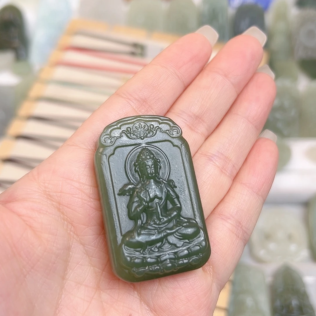 颈饰未镶嵌和田玉菊**你