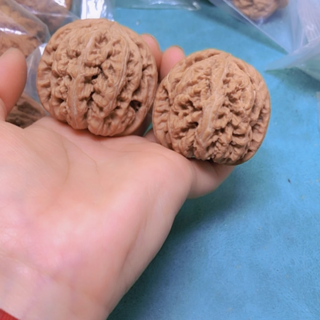 【闪购商品】把件核桃47粗筋全品缺肉