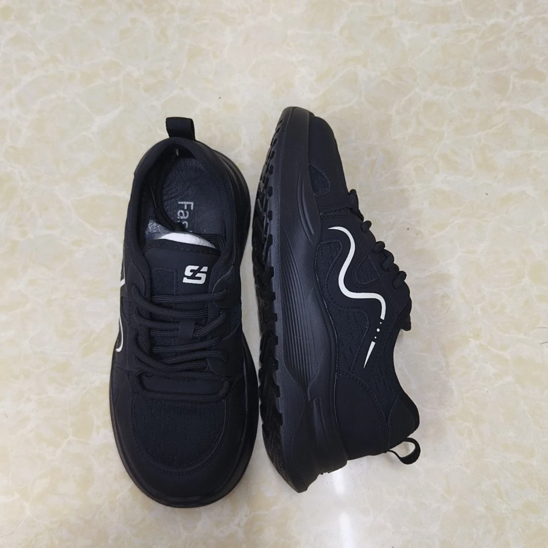 单鞋柔软舒适透气好走路