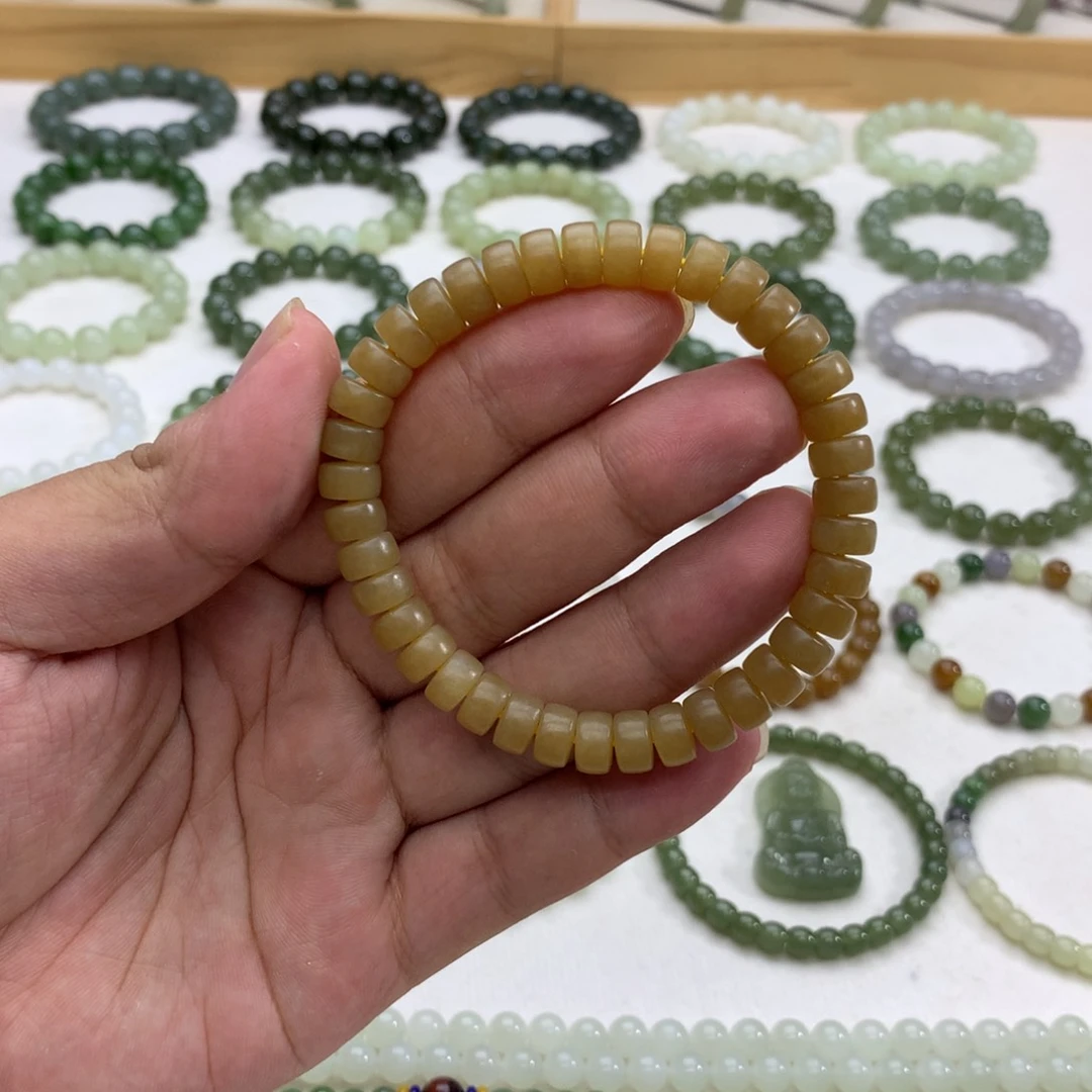 手串未镶嵌和田玉（且末糖药片8.3）