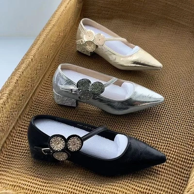 8107新款女鞋豆豆鞋