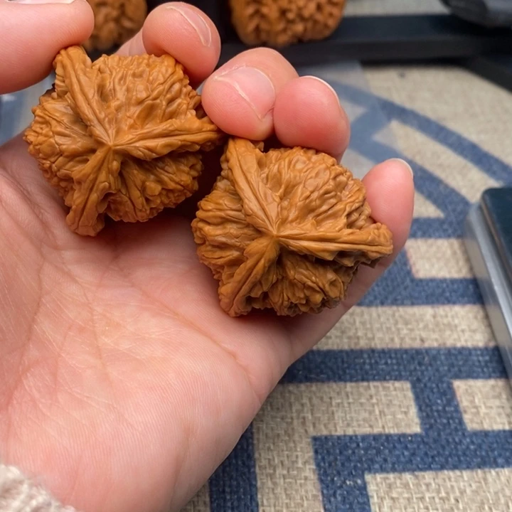 吊坠文玩核桃吾*三棱