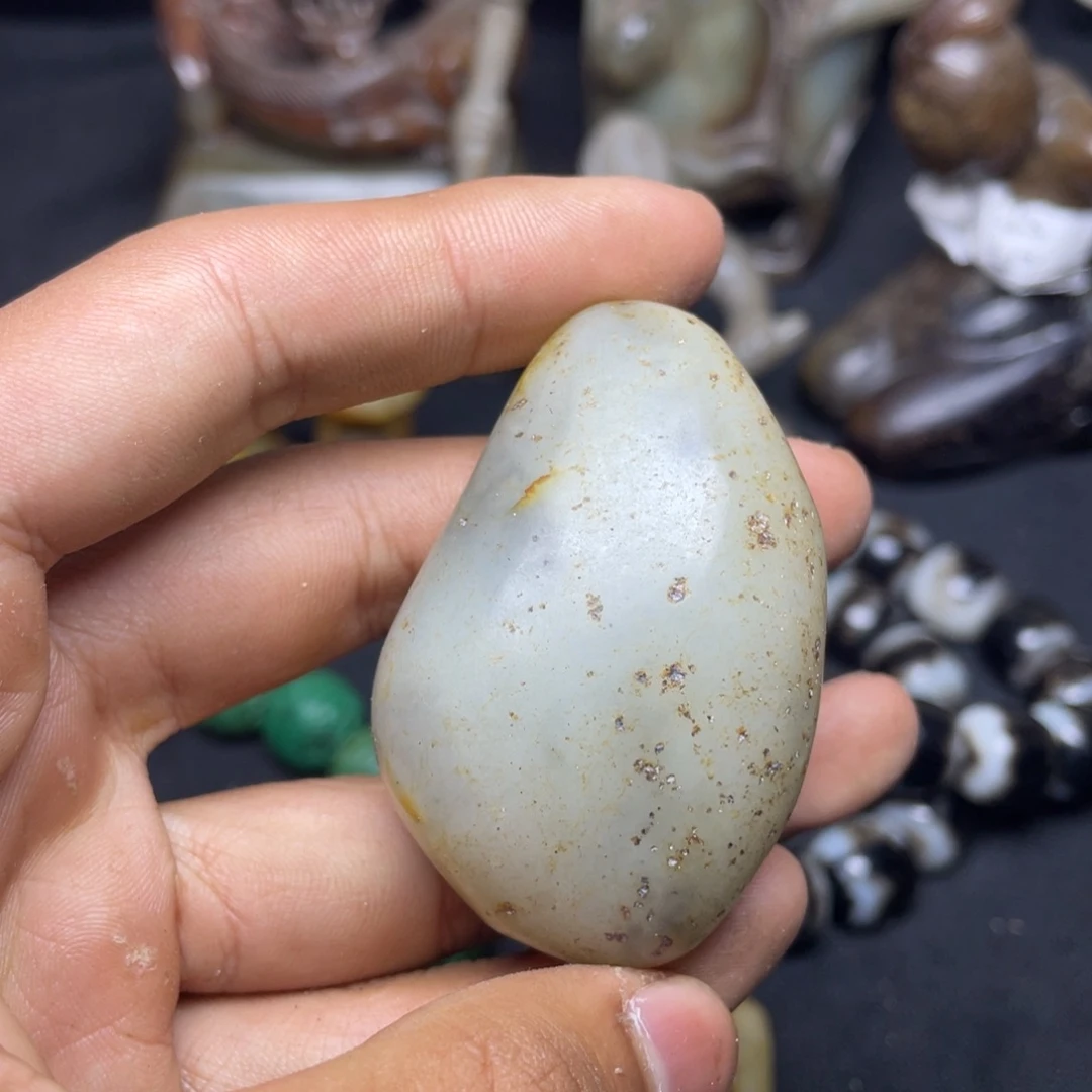 和田玉（糖玉）未镶嵌挂件