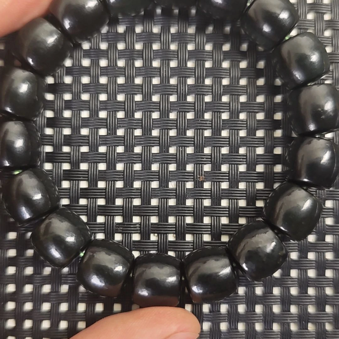 和田玉未镶嵌手串