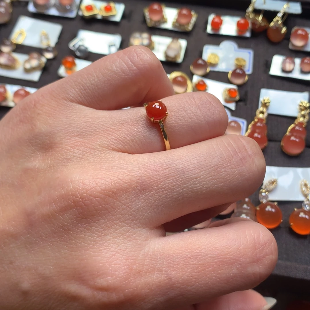 南红玛瑙未镶嵌颈饰