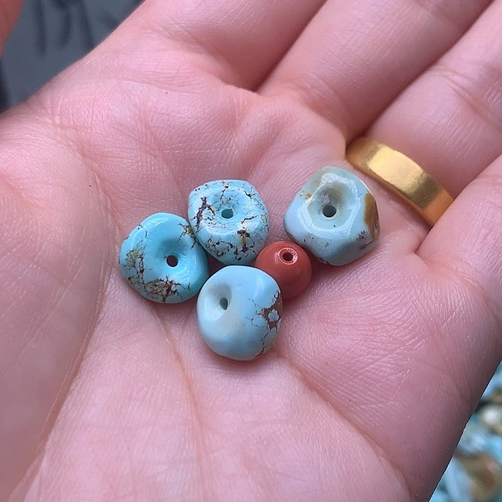 南红玛瑙未镶嵌珠宝奇石