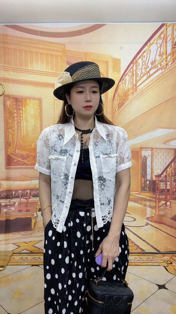 852新款女装polo领镂空短袖衬衫女夏季蕾丝花边别致上衣