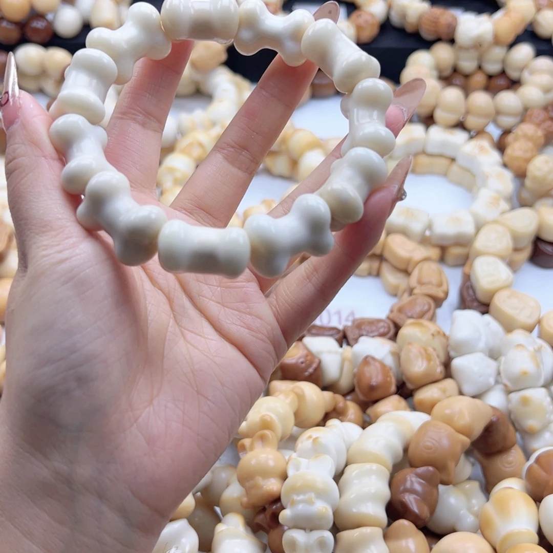 吊坠白玉菩提骨头瑕25卡