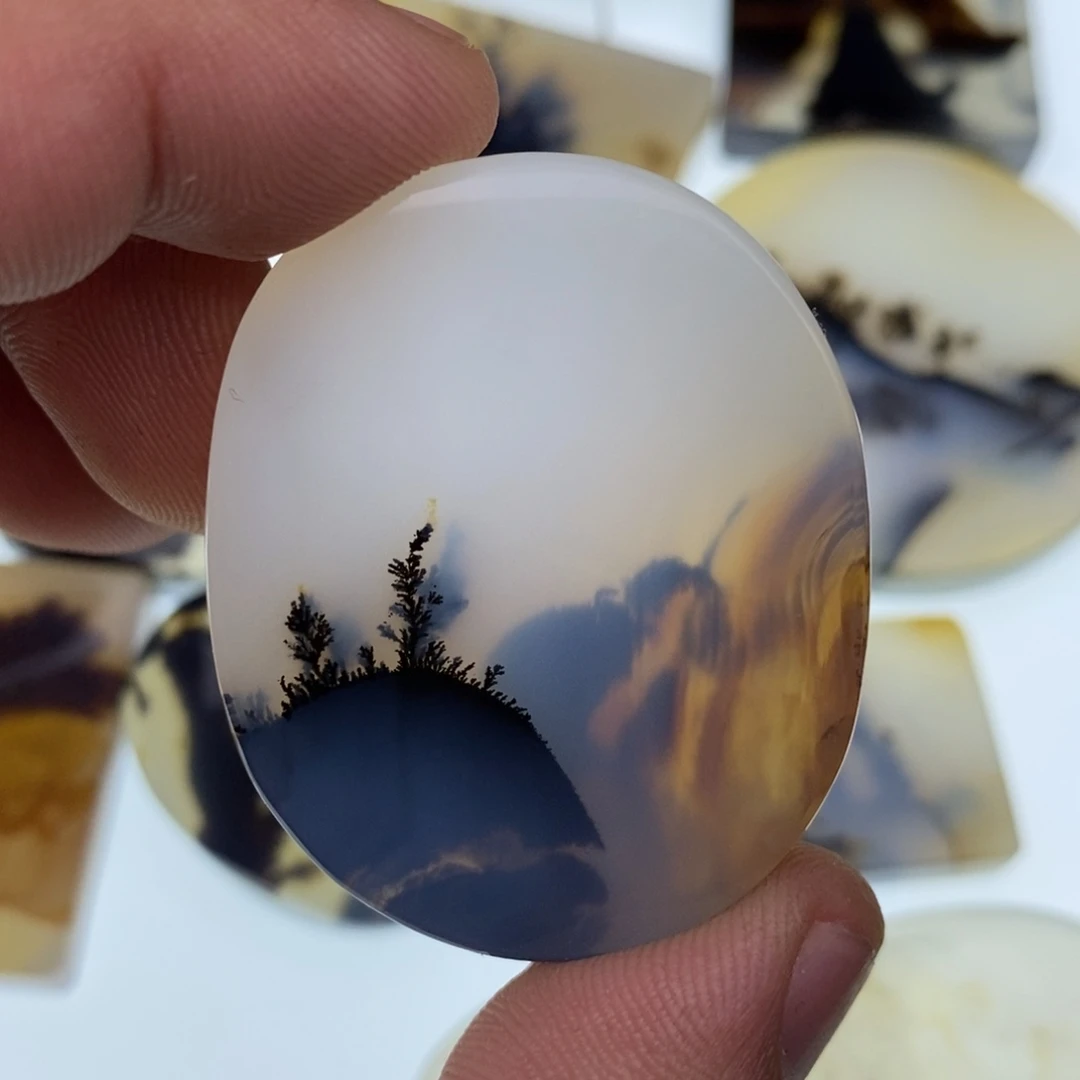 玛瑙/玉髓牌子足银镀金镶嵌静**主