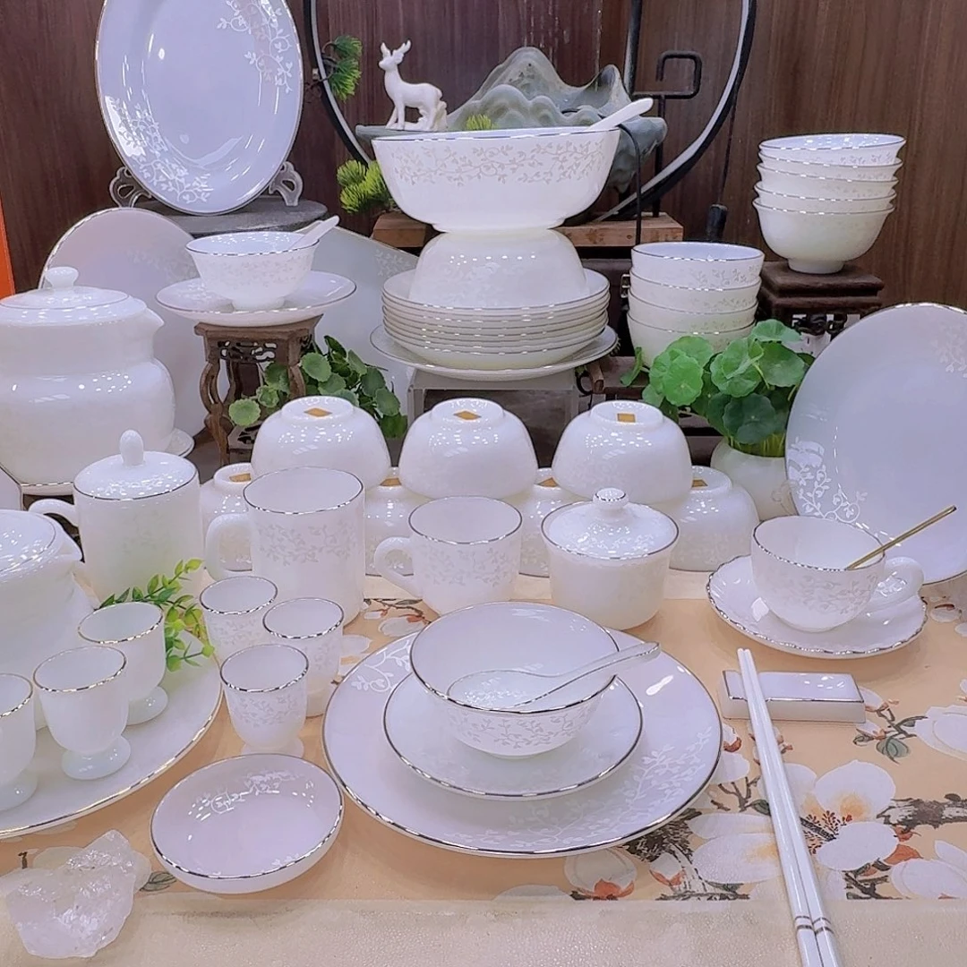 瓷景德镇玉瓷暗香炖盅