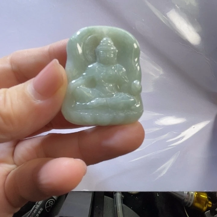 翡翠未镶嵌颈饰阿弥陀佛吊坠