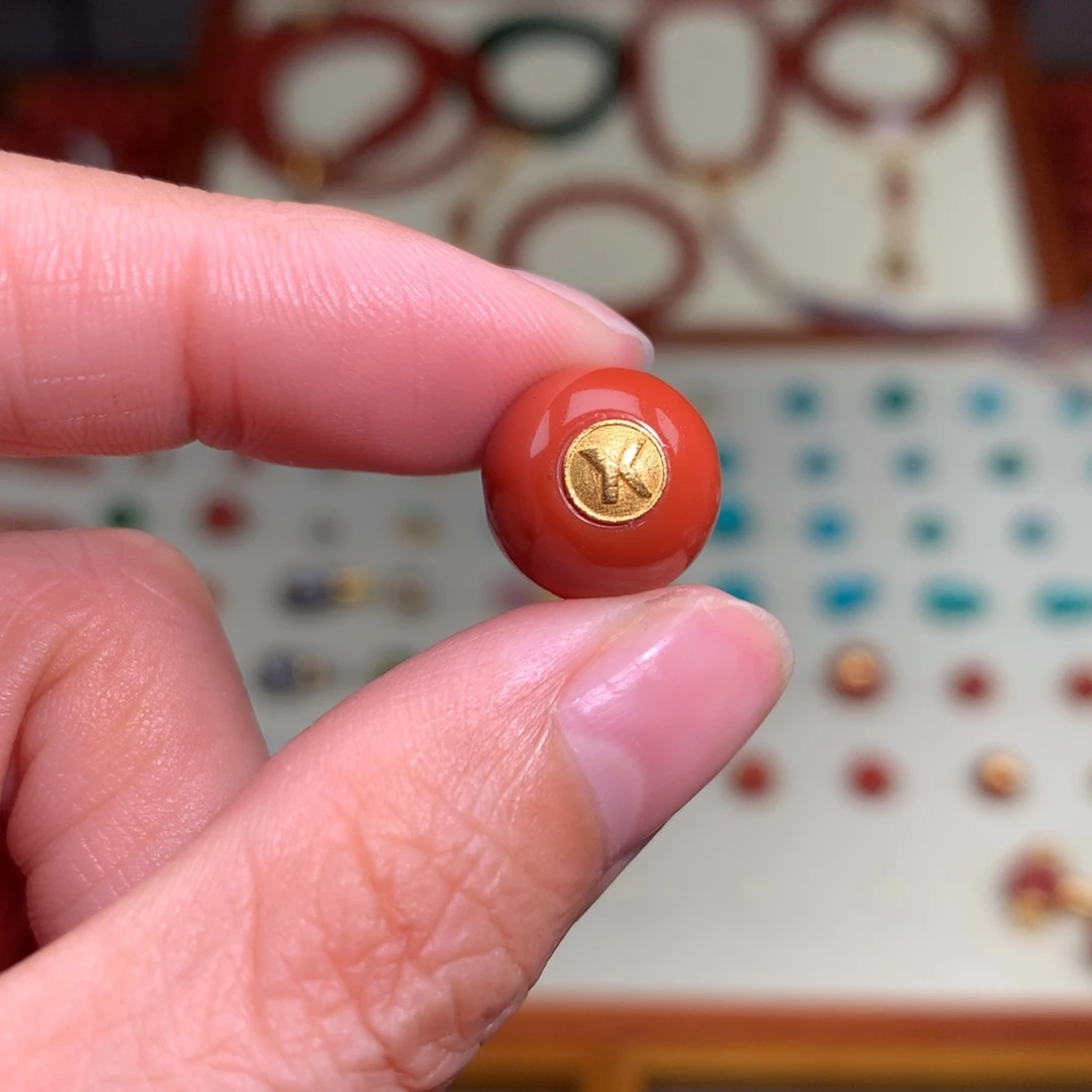 南红玛瑙颈饰未镶嵌