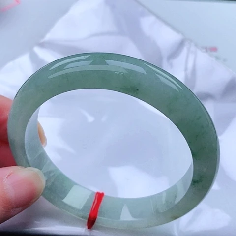 翡翠手镯未镶嵌55 号翡翠手镯
